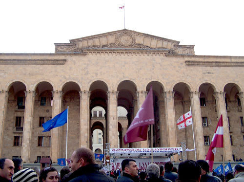 The opposition rally at the Parliament of Georgia. Tbilisi, April 9, 2009. Photo by "Caucasian Knot"